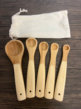 Load image into Gallery viewer, Wooden Measuring Spoon Set
